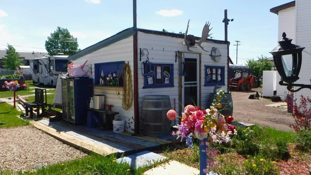 4810 50 Avenue Valleyview AB T0H 3N0