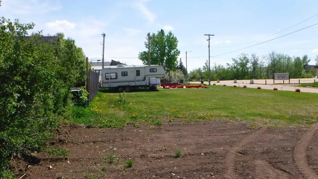 4810 50 Avenue Valleyview AB T0H 3N0