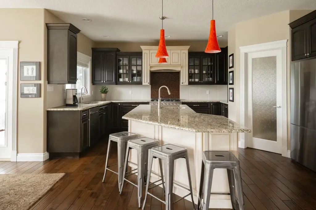 180 Lindstrom Crescent Fort Mcmurray AB T9K 2N8