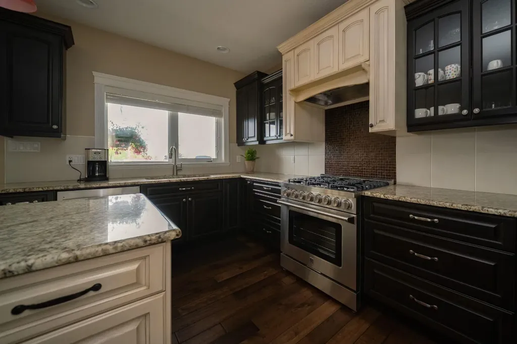 180 Lindstrom Crescent Fort Mcmurray AB T9K 2N8