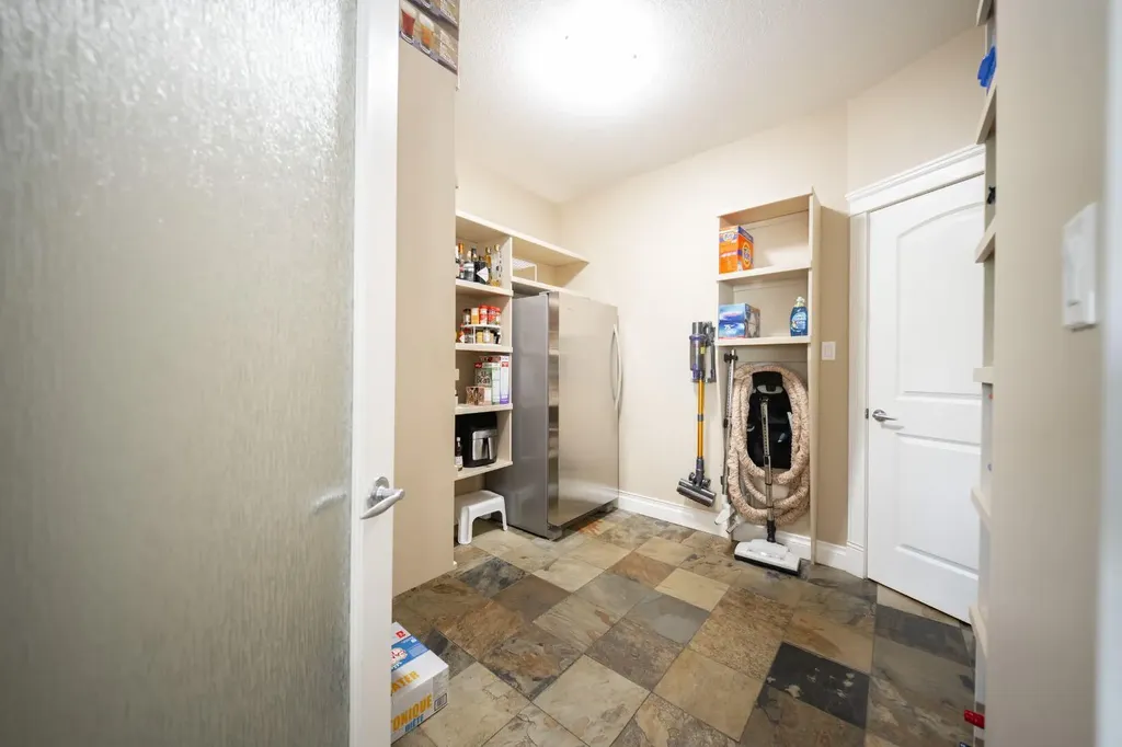 180 Lindstrom Crescent Fort Mcmurray AB T9K 2N8