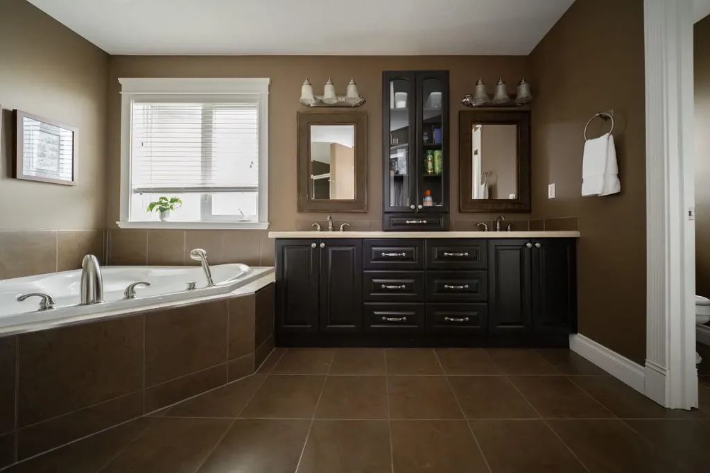 180 Lindstrom Crescent Fort Mcmurray AB T9K 2N8