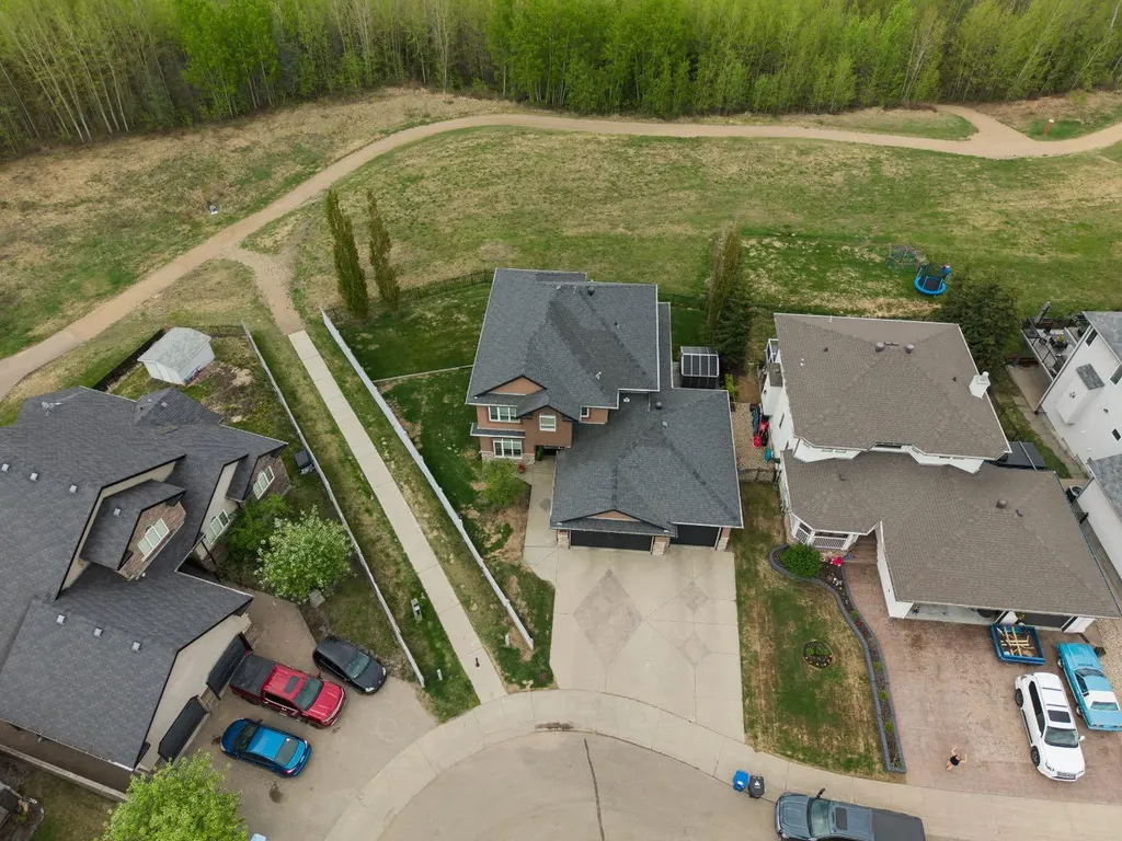 180 Lindstrom Crescent Fort Mcmurray AB T9K 2N8