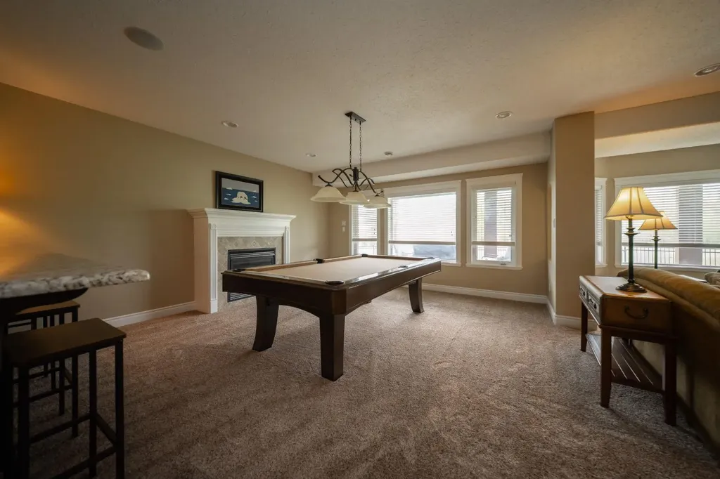180 Lindstrom Crescent Fort Mcmurray AB T9K 2N8