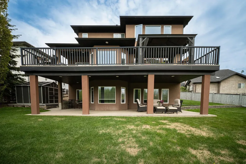 180 Lindstrom Crescent Fort Mcmurray AB T9K 2N8