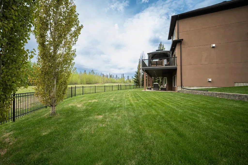 180 Lindstrom Crescent Fort Mcmurray AB T9K 2N8