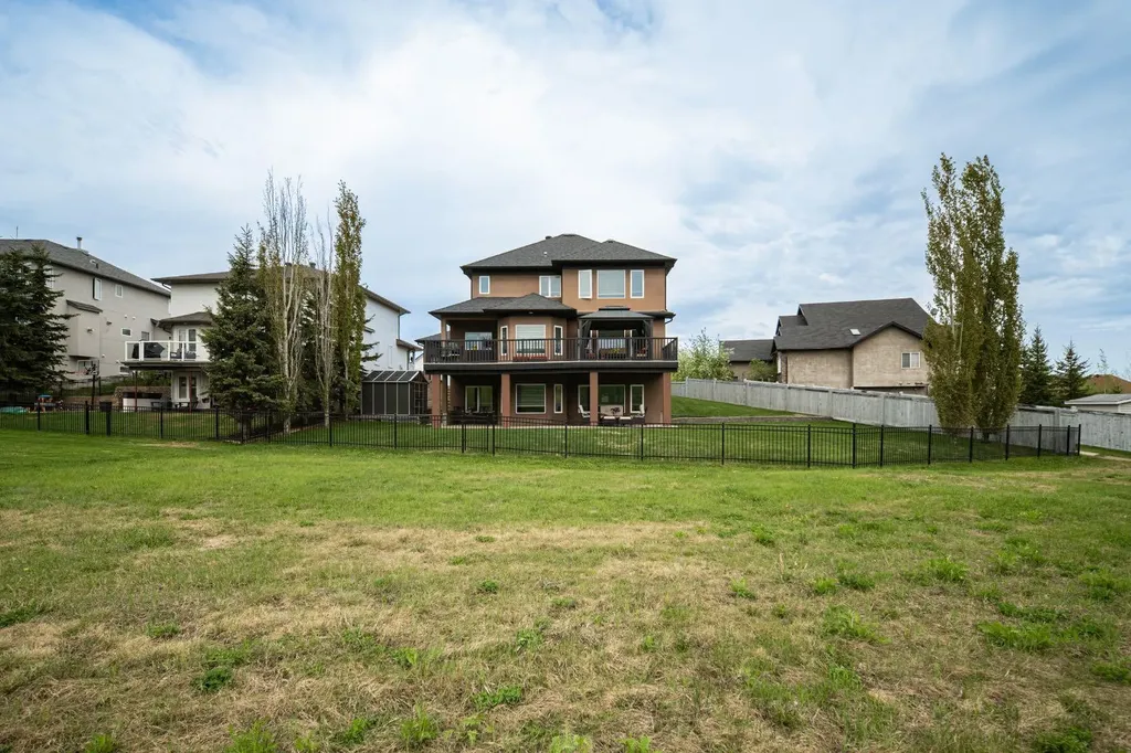 180 Lindstrom Crescent Fort Mcmurray AB T9K 2N8