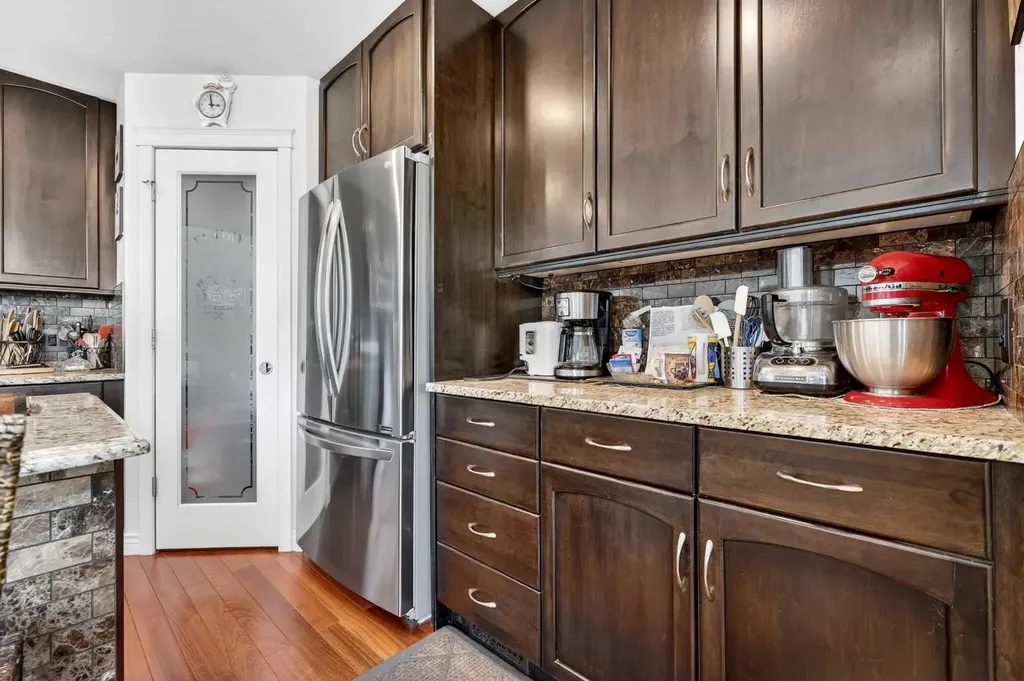 192 Arbour Wood Close NW Calgary AB T3G 4C3
