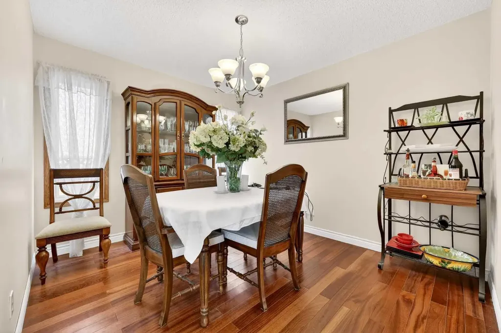 192 Arbour Wood Close NW Calgary AB T3G 4C3
