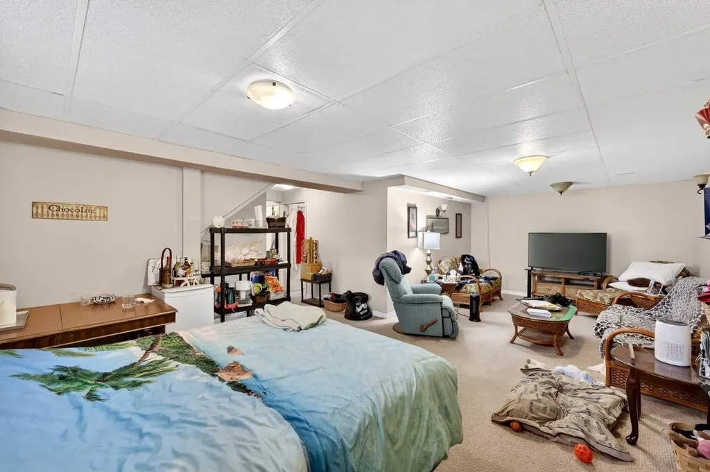 192 Arbour Wood Close NW Calgary AB T3G 4C3