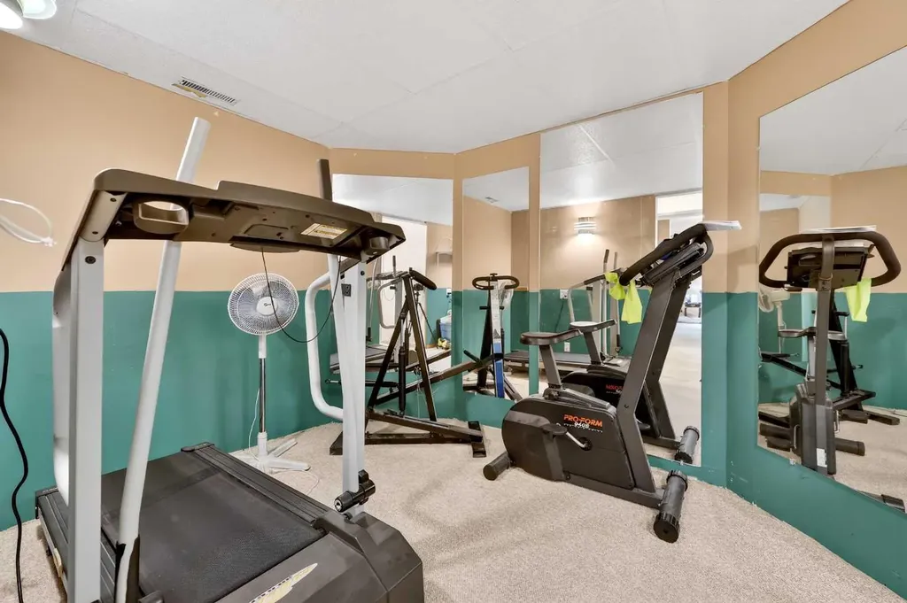 192 Arbour Wood Close NW Calgary AB T3G 4C3