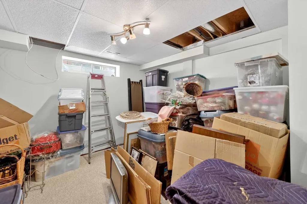 192 Arbour Wood Close NW Calgary AB T3G 4C3