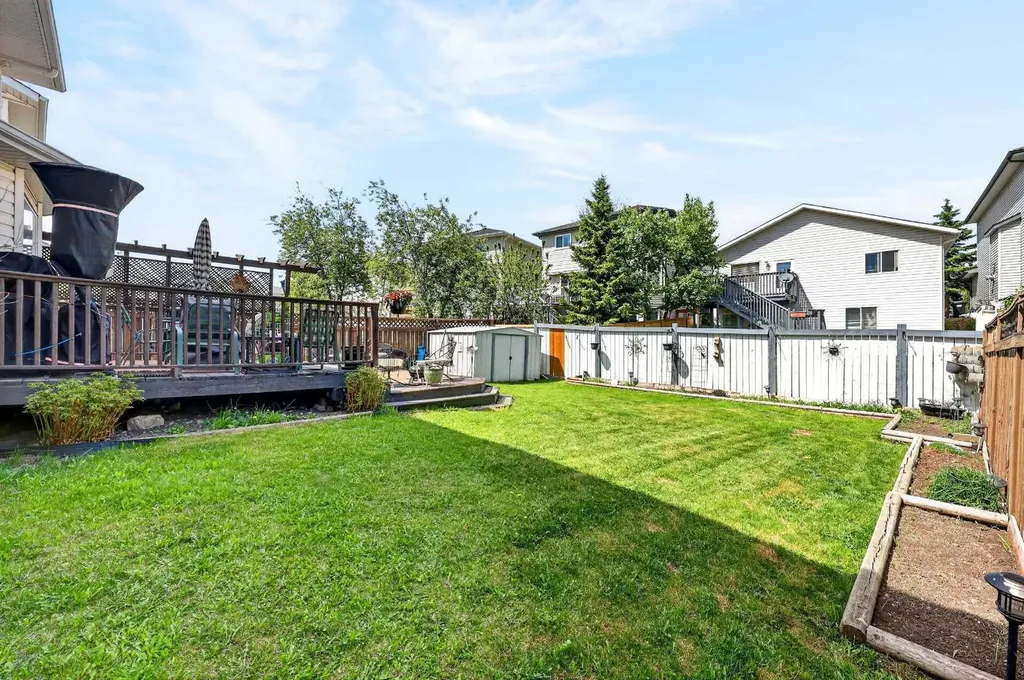 192 Arbour Wood Close NW Calgary AB T3G 4C3