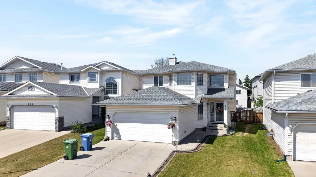 192 Arbour Wood Close NW Calgary AB T3G 4C3