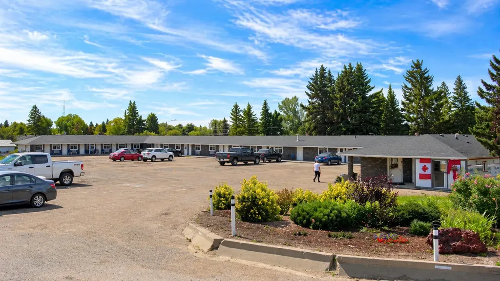 601 12 Avenue Wainwright AB T9W 1B3