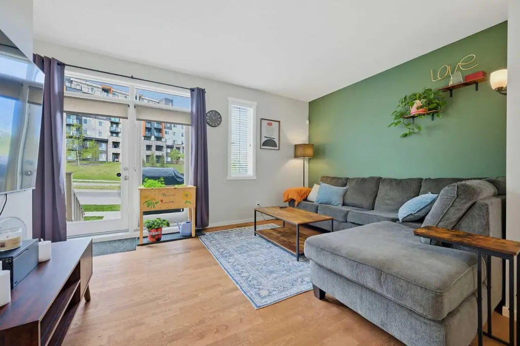 39 Kinlea Common NW Calgary AB T3R 0S2