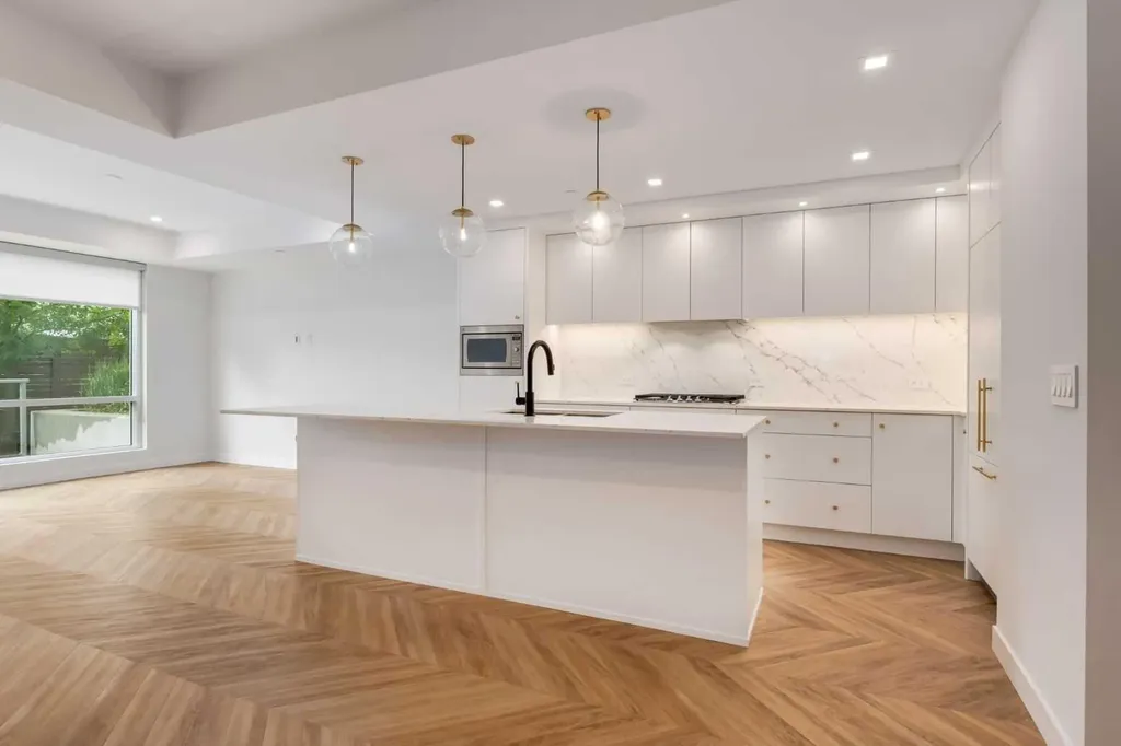 8505 Broadcast Avenue SW Calgary AB T3H 6B6