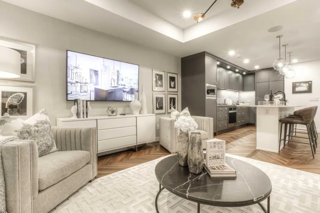 8505 Broadcast Avenue SW Calgary AB T3H 6B6