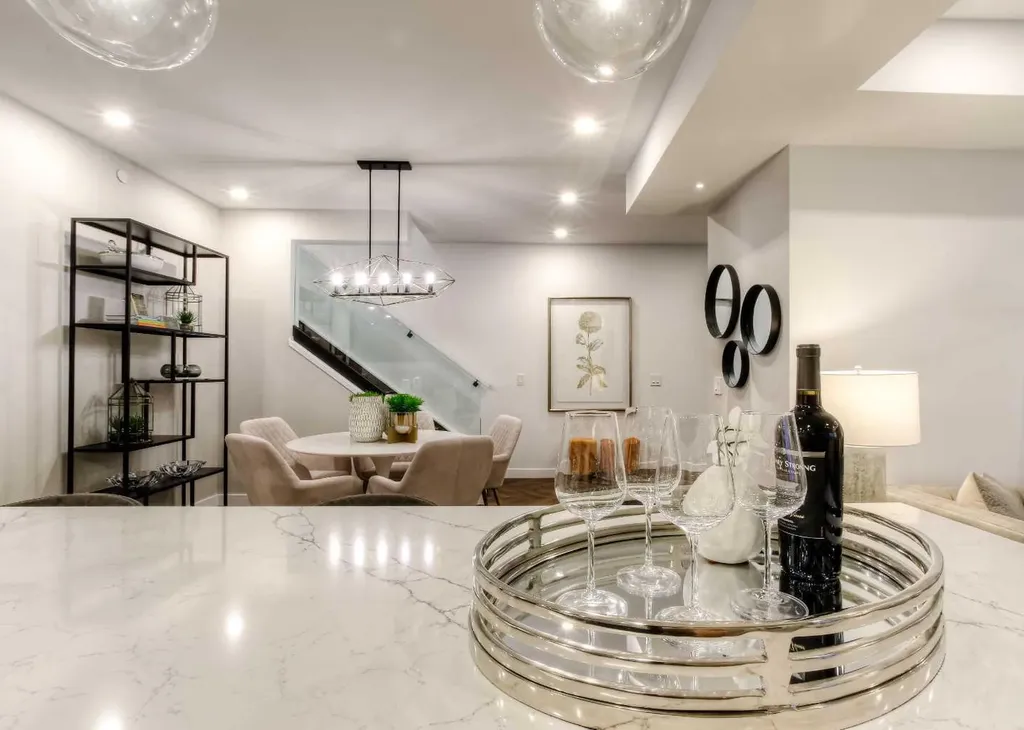 8505 Broadcast Avenue SW Calgary AB T3H 6B6