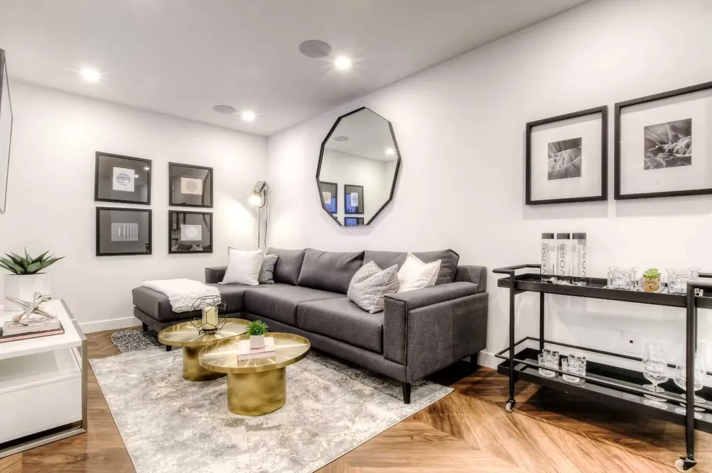 8505 Broadcast Avenue SW Calgary AB T3H 6B6