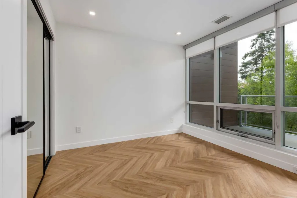 8505 Broadcast Avenue SW Calgary AB T3H 6B6