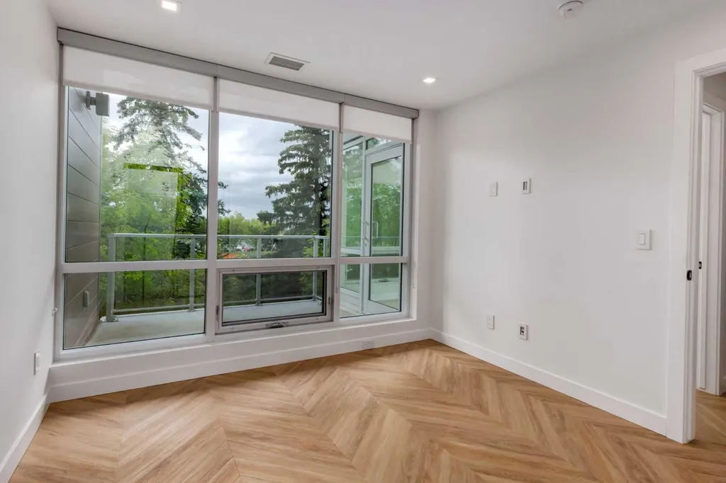 8505 Broadcast Avenue SW Calgary AB T3H 6B6