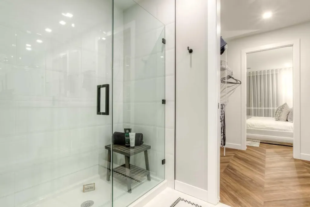 8505 Broadcast Avenue SW Calgary AB T3H 6B6