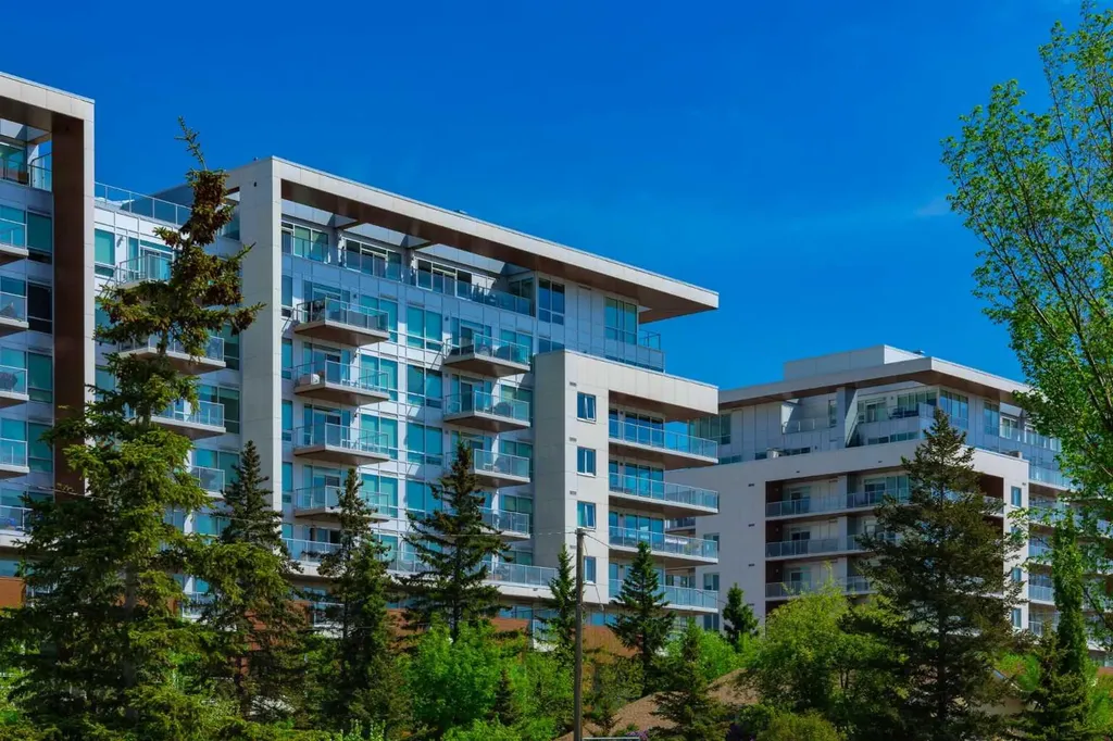 8505 Broadcast Avenue SW Calgary AB T3H 6B6