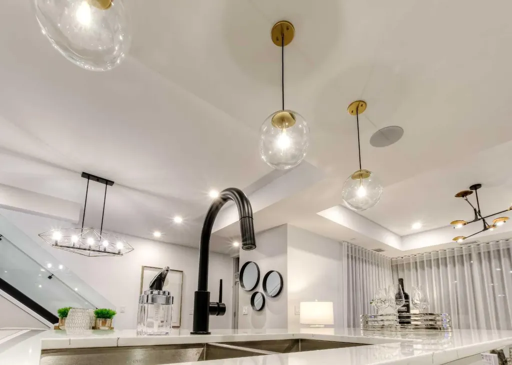 8505 Broadcast Avenue SW Calgary AB T3H 6B6