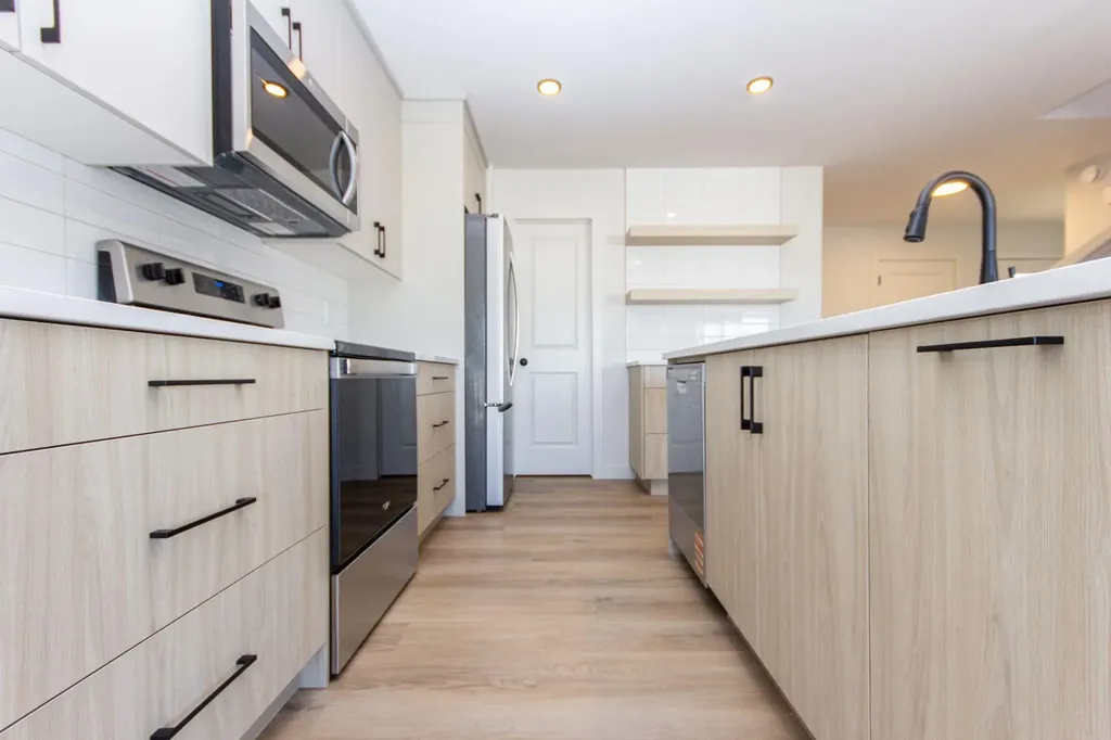 60 Trinity Street Lacombe AB T4L 0L1