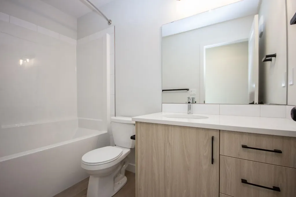 60 Trinity Street Lacombe AB T4L 0L1