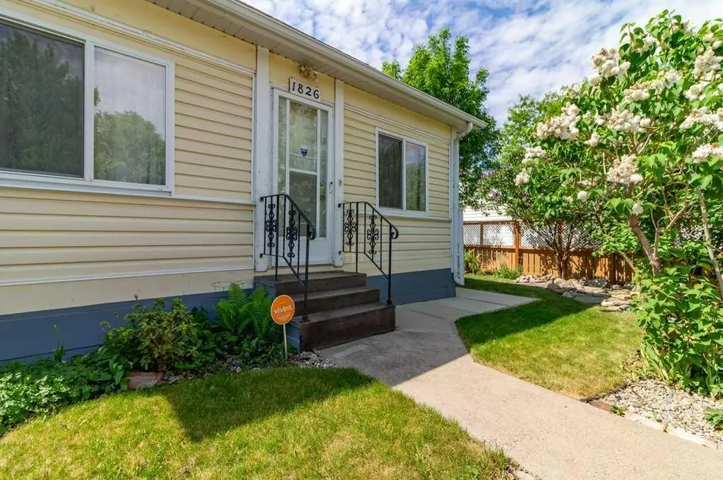 1826 5 Avenue N Lethbridge AB T1H 0N3
