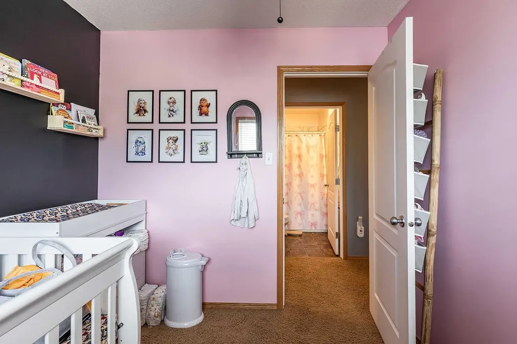 115 3 Street NE Redcliff AB T0J 2P0