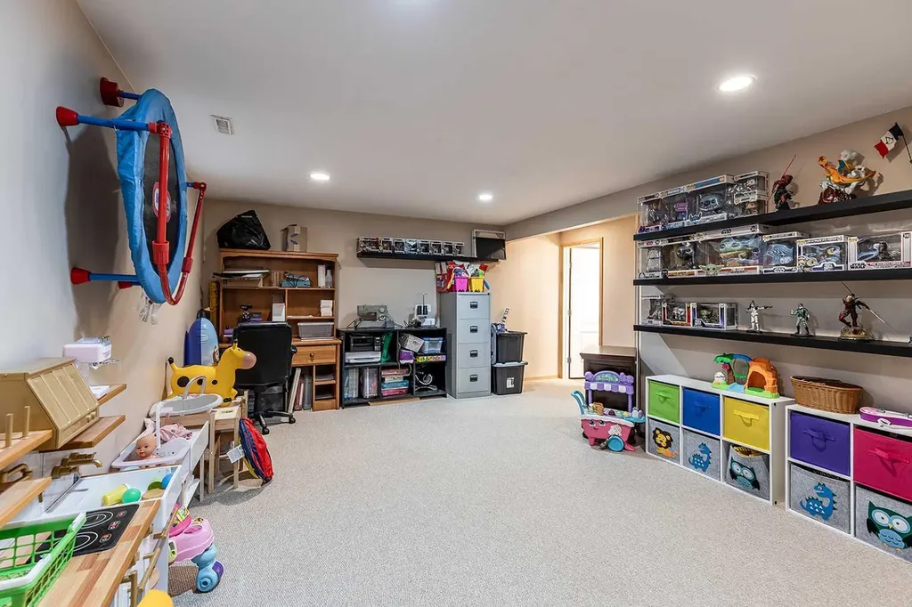 115 3 Street NE Redcliff AB T0J 2P0