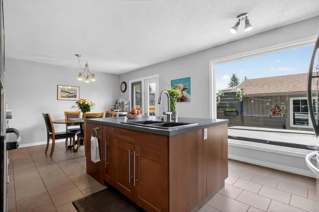 348 Midlake Boulevard SE Calgary AB T2X 1M9