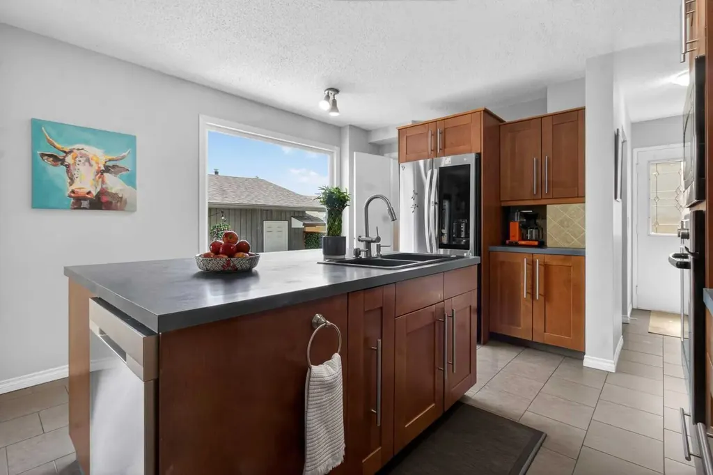 348 Midlake Boulevard SE Calgary AB T2X 1M9