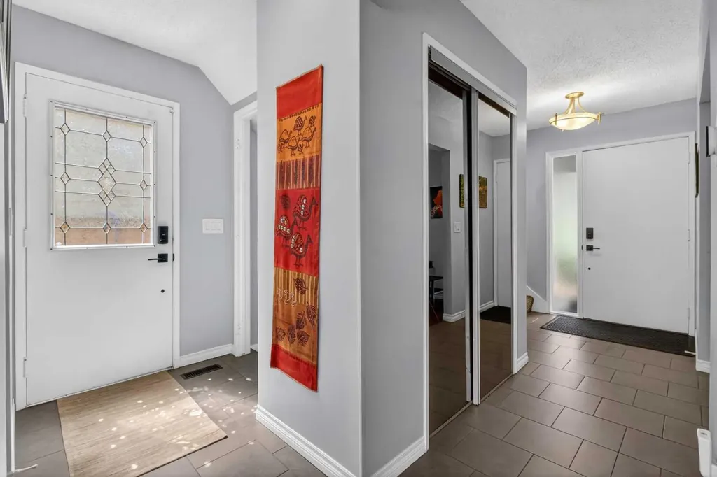 348 Midlake Boulevard SE Calgary AB T2X 1M9