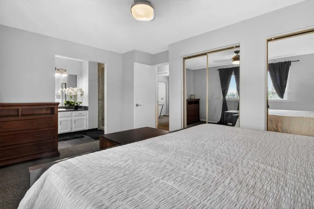 348 Midlake Boulevard SE Calgary AB T2X 1M9