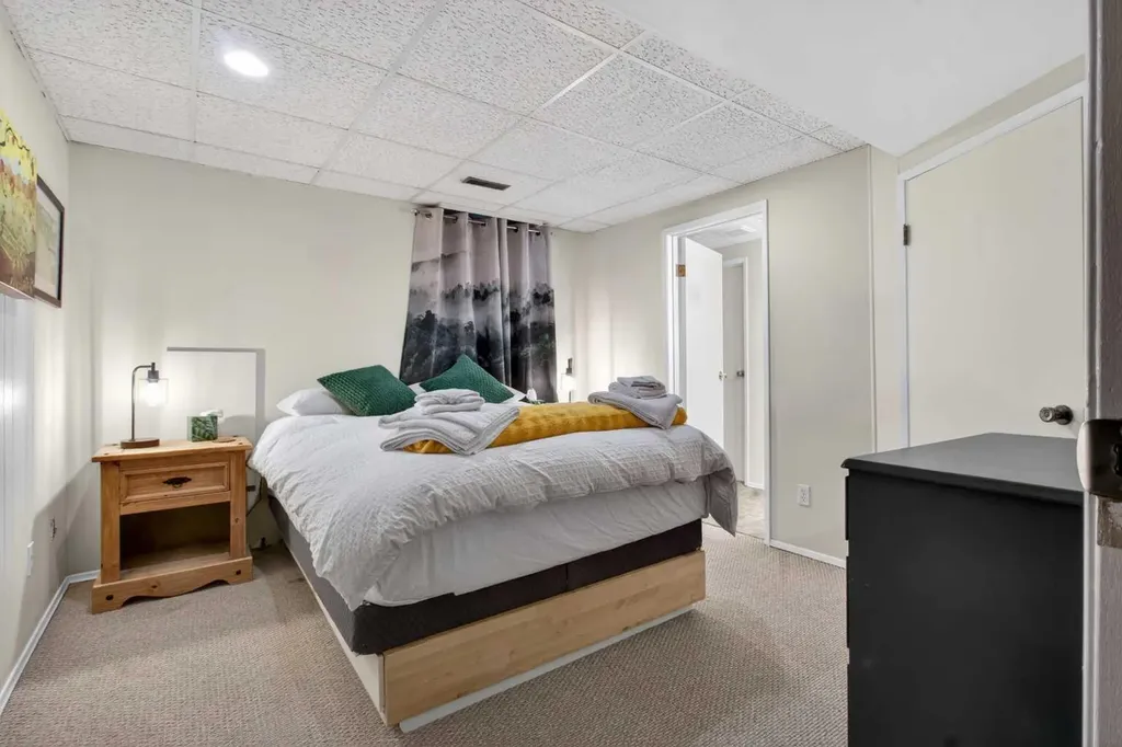 348 Midlake Boulevard SE Calgary AB T2X 1M9