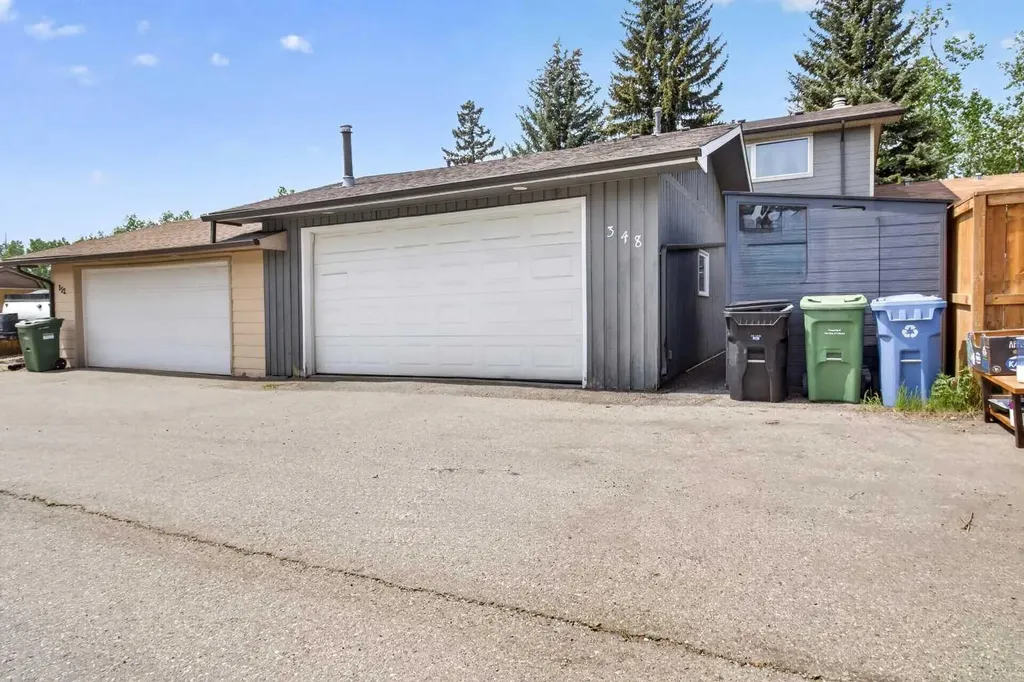 348 Midlake Boulevard SE Calgary AB T2X 1M9