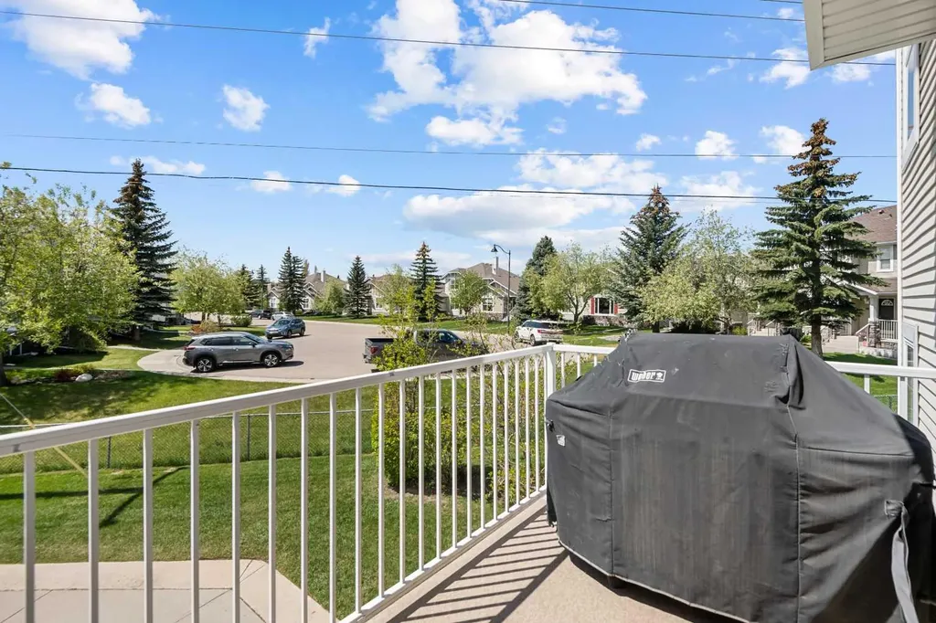 7171 Coach Hill Road Calgary AB T3H 3R7