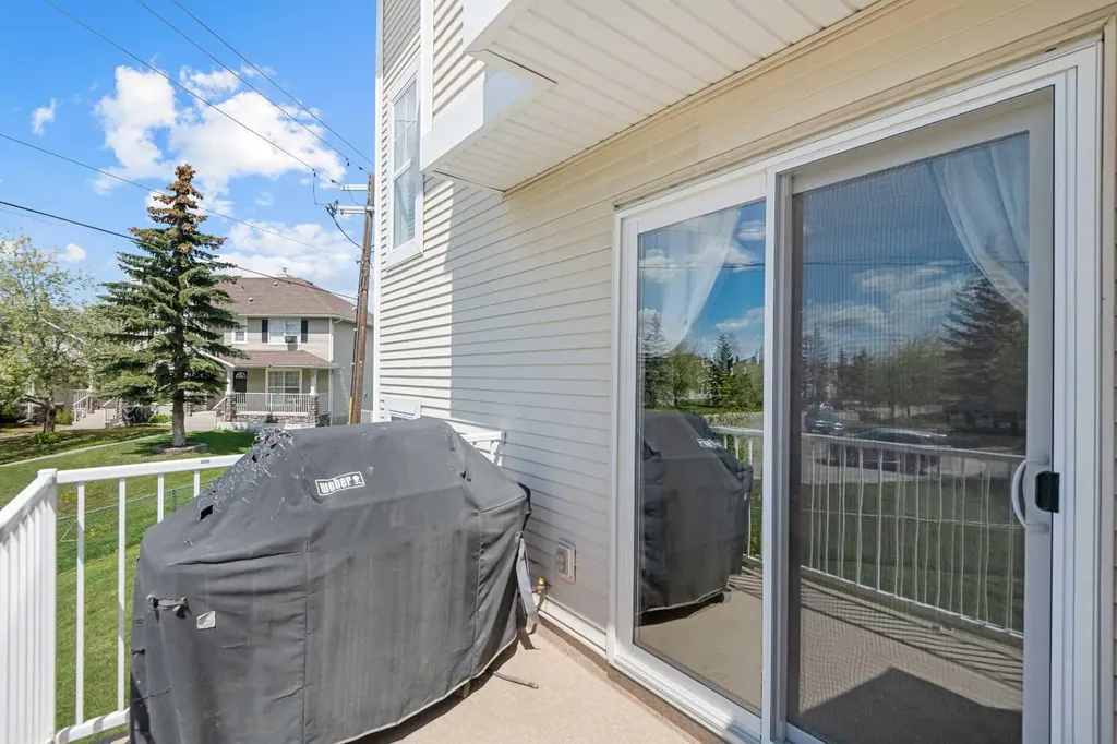 7171 Coach Hill Road Calgary AB T3H 3R7