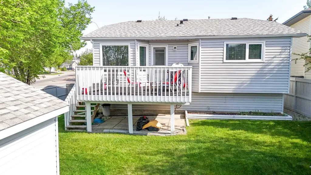 272 Covington Road NE Calgary AB T3K4G2