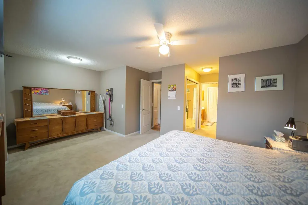 272 Covington Road NE Calgary AB T3K4G2