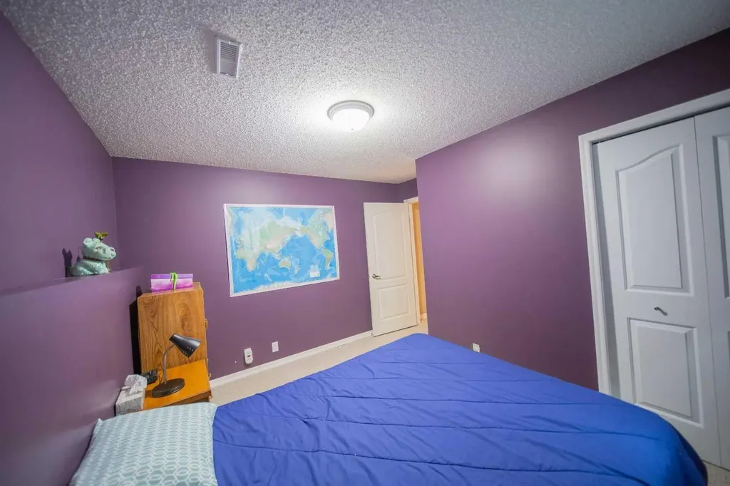 272 Covington Road NE Calgary AB T3K4G2