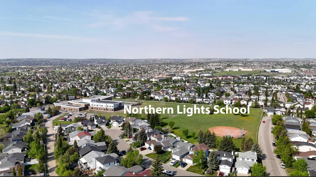 272 Covington Road NE Calgary AB T3K4G2