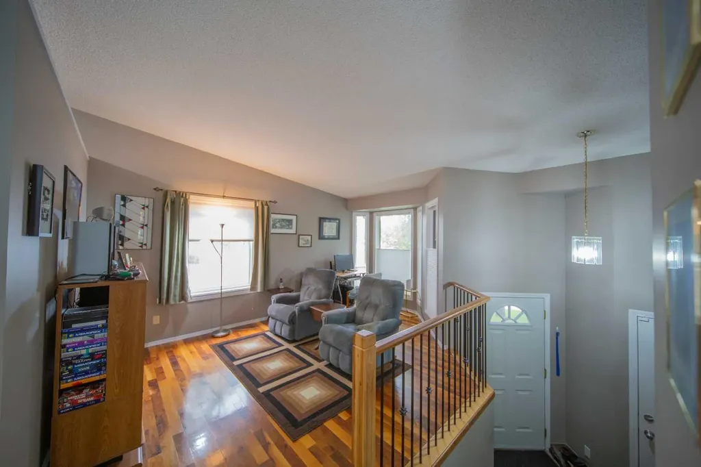 272 Covington Road NE Calgary AB T3K4G2
