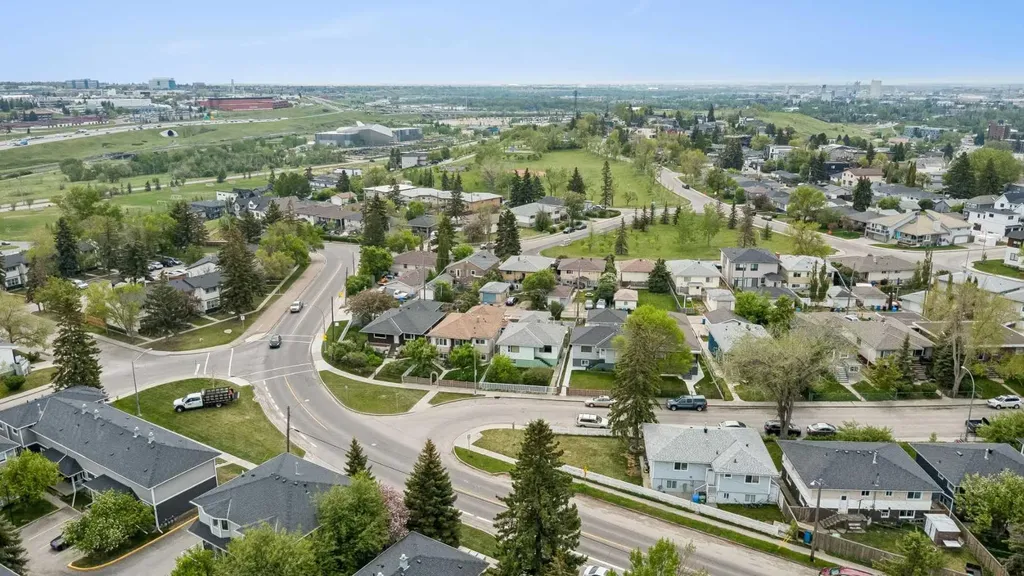 1228 Bantry Street NE Calgary AB T2E 5E7