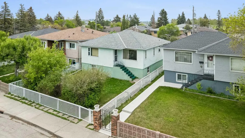 1228 Bantry Street NE Calgary AB T2E 5E7