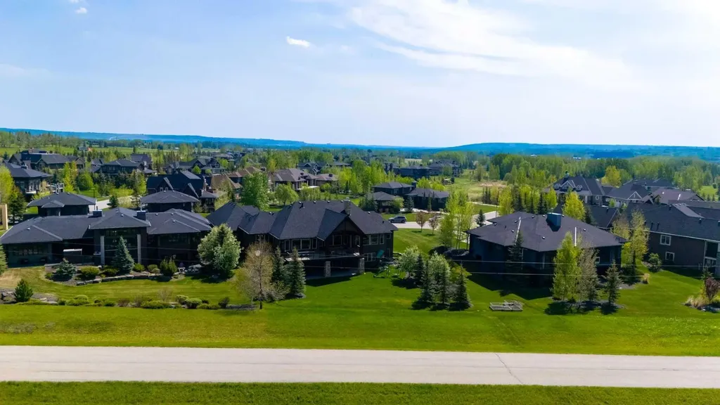 339 Leighton View Rural Rocky View County AB T3Z 0A2